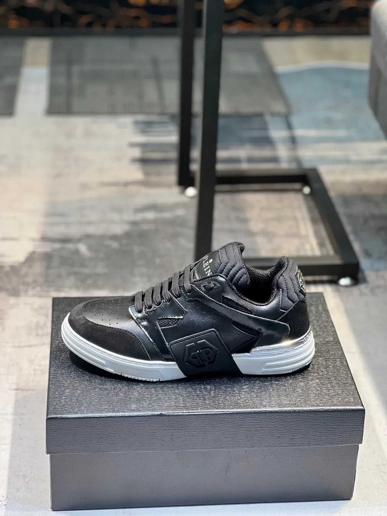 Philipp Plein Sneakers Lifestyle Noires Perforated Toe 2