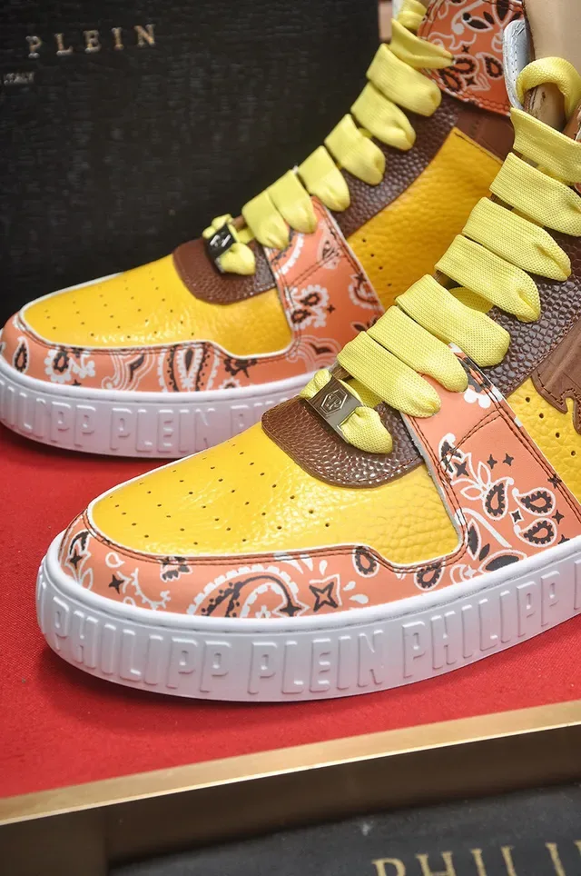 Philipp Plein Sneakers montantes à motif de bandana et crâne 8