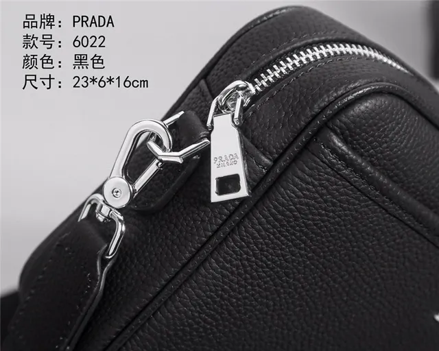 Prada حقيبة كتف سوداء جلد مقصوص مستطيلة منظمة 4