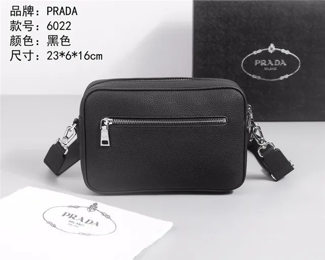 Prada حقيبة كتف سوداء جلد مقصوص مستطيلة منظمة 7