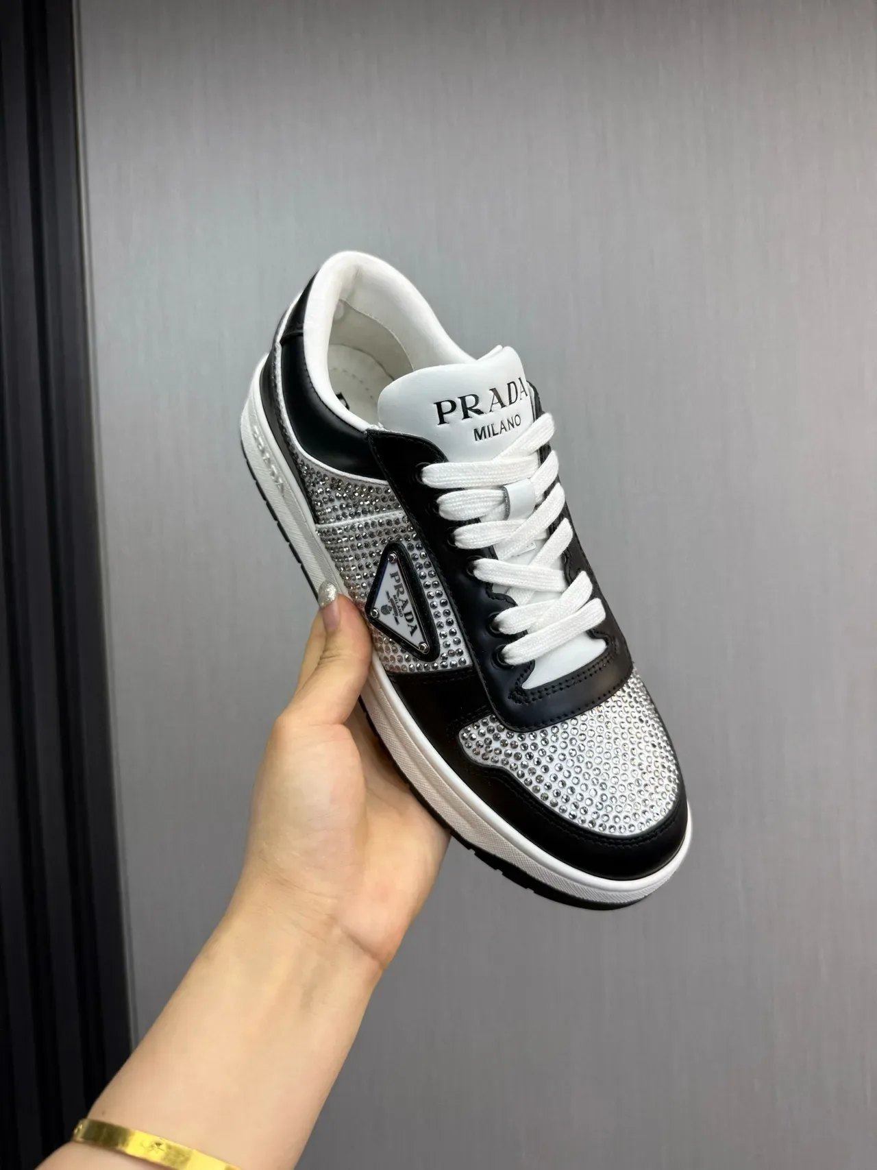 Prada Sneakers Lifestyle Noirs Argent Cristal-Embellished Maille Cuir Panneaux Contraste 7