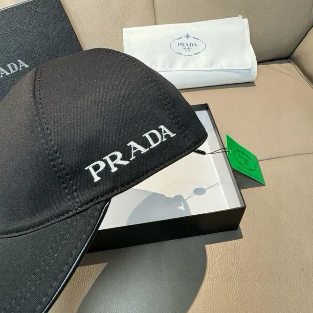Prada Black White Structured Six-Panel Crown Curved Brim Baseball Cap 9