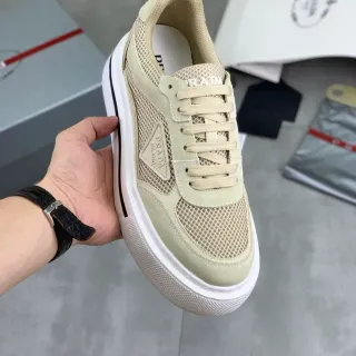 Prada Cloudbust भेज जाली और सुड प्लेटफॉर्म लाइफस्टाइल स्नीकर