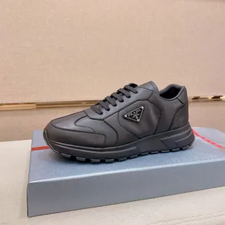 Prada Cloudbust Chaussures Lifestyle en Cuir Noir
