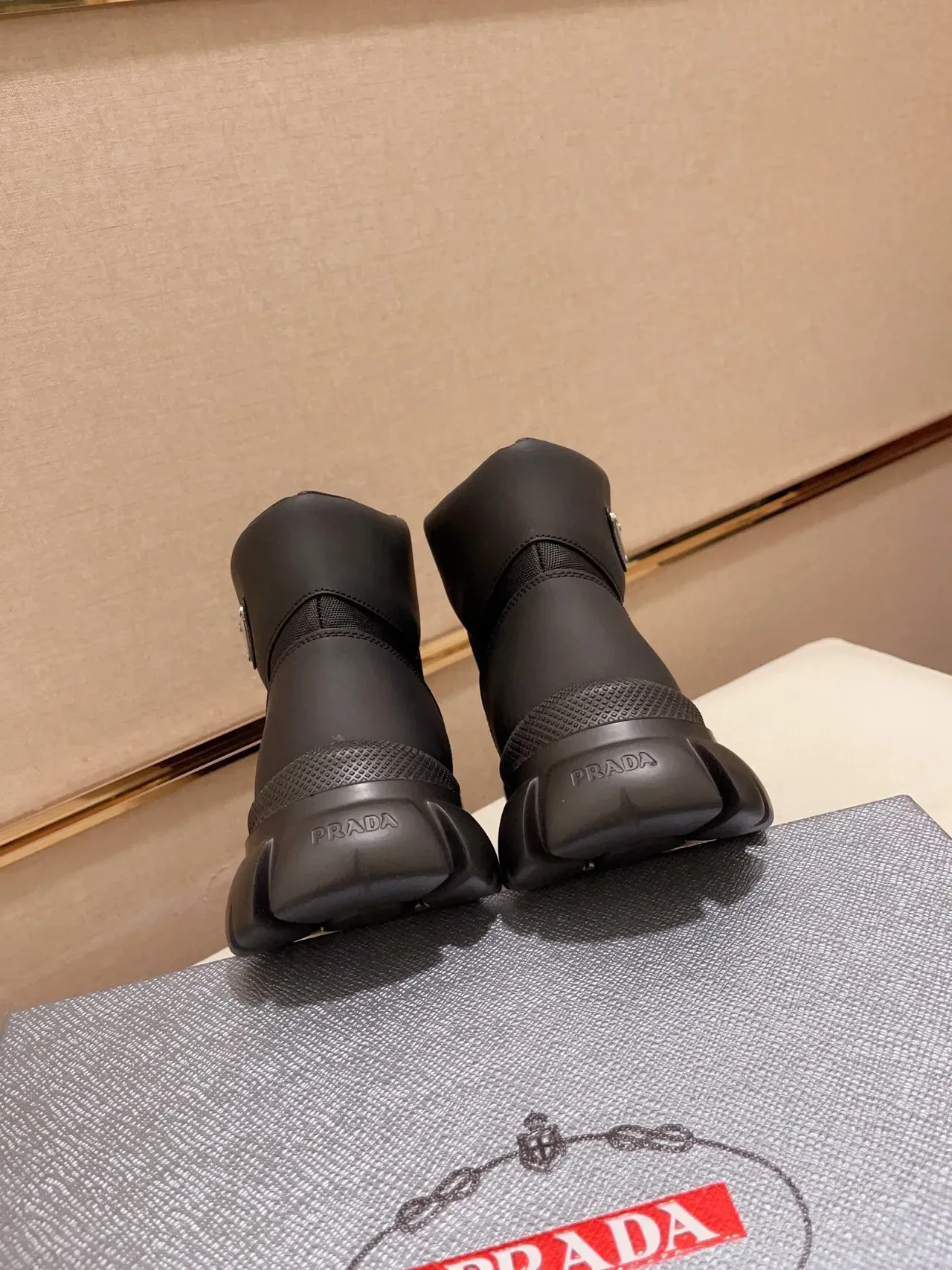 Prada Cloudbust Bota De Trabajo Alta Negra Material Mixto 3