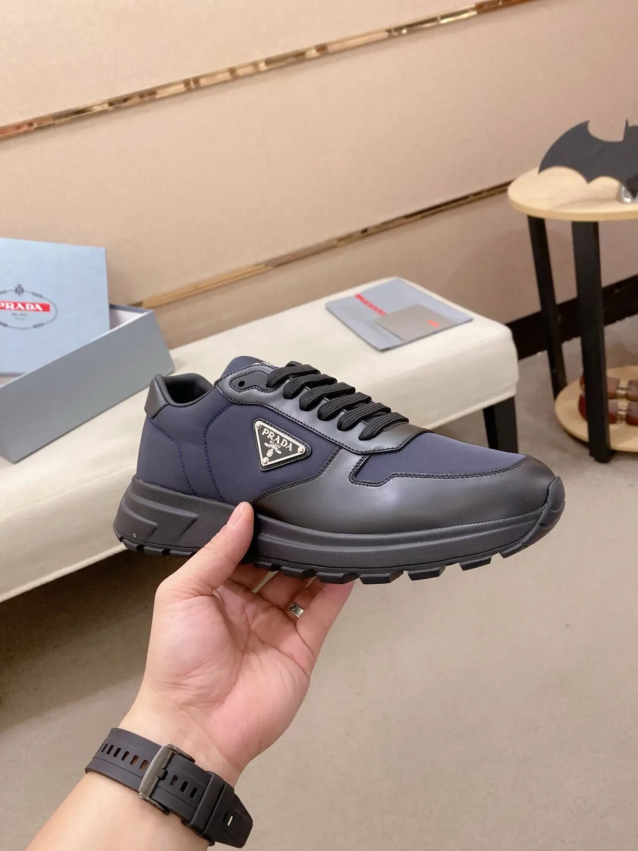 Prada Cloudbust Navy and Black 生活方式运动鞋 4