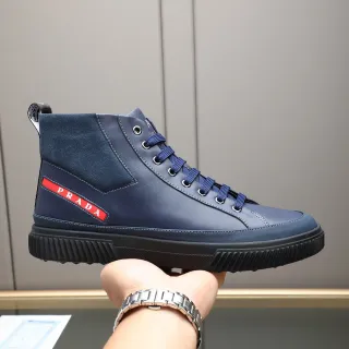 Prada Cloudbust नेवी ब्लू हाई-टॉप लाइफस्टाइल स्नीकर