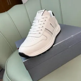 Prada Cloudbust Off-White 生活方式运动鞋
