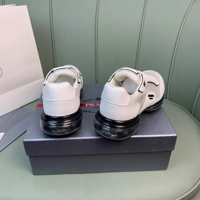 Prada Cloudbust Blanc et Noir Lifestyle Sneakers 6
