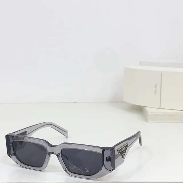 Prada 玛瑙黑黄棱角太阳镜 7