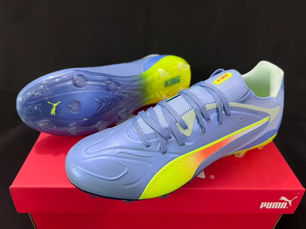 Puma नीला पीला लो-कट निट अपर असममित लेसिंग फर्म-ग्राउंड फुटबॉल जूते 9