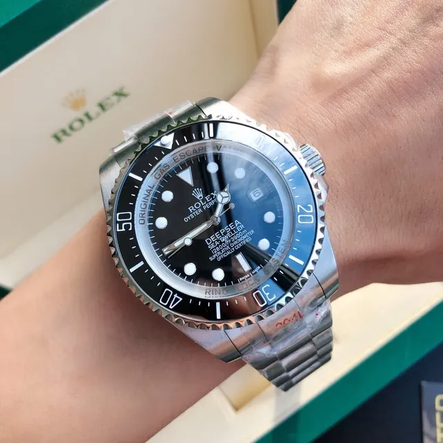 Rolex Deepsea Sea-Dweller وجهة خضراء-سوداء تدرجية سوار مطاطي أزرق ساعة ميكانيكية 2