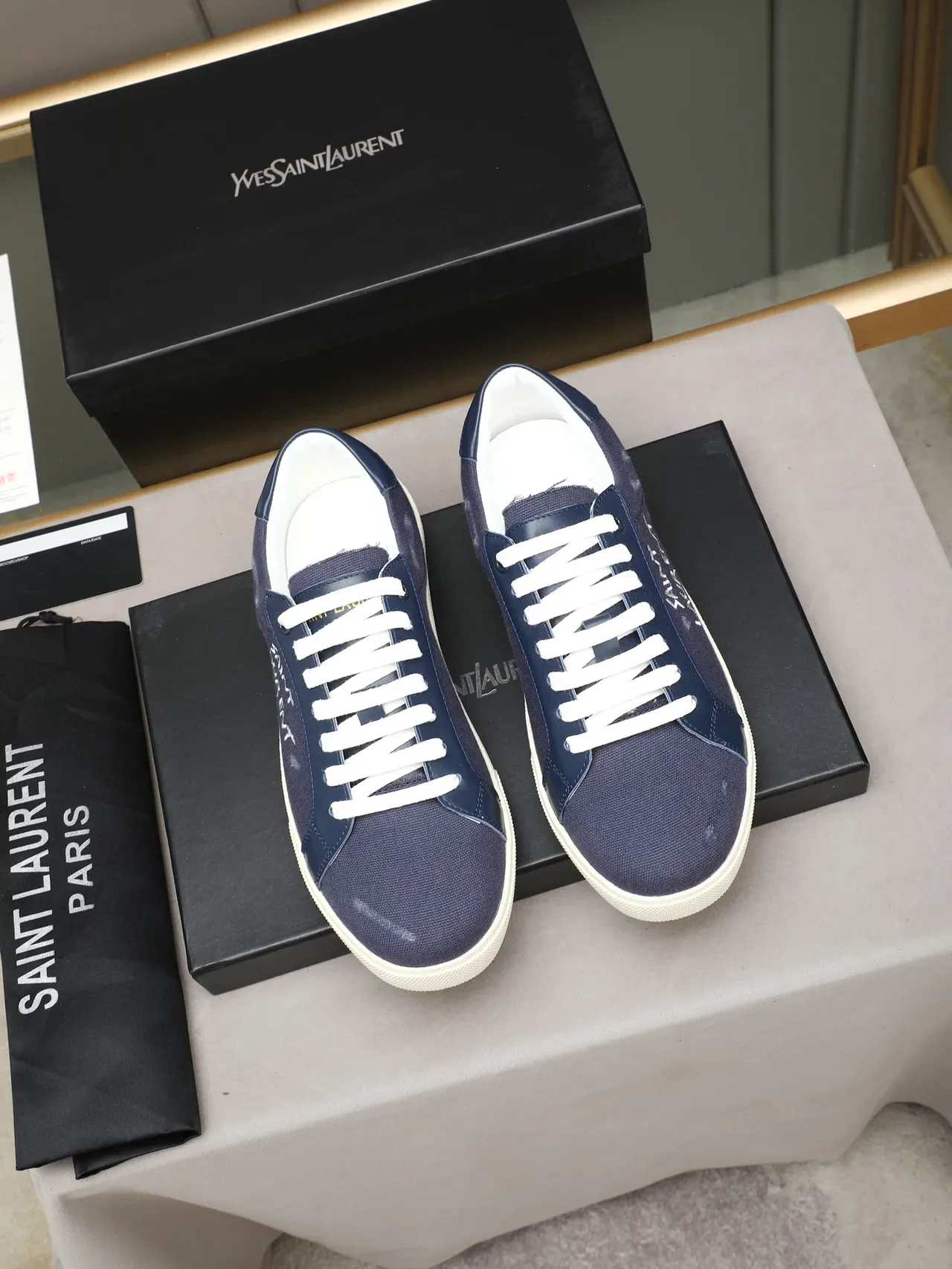 Saint Laurent zapatillas lifestyle canvas navy bordados 3