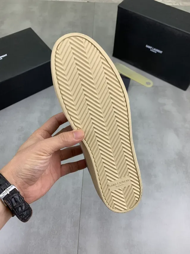 Saint Laurent Gris Beige Cuero Superior Bordado Branding Lifestyle Sneakers 2