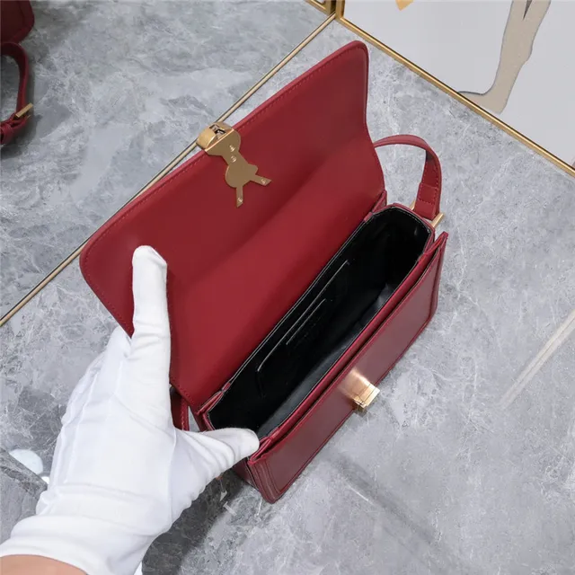 Saint Laurent Loulou Bege Couro Bolsa para Carregar Sob o Braço 14