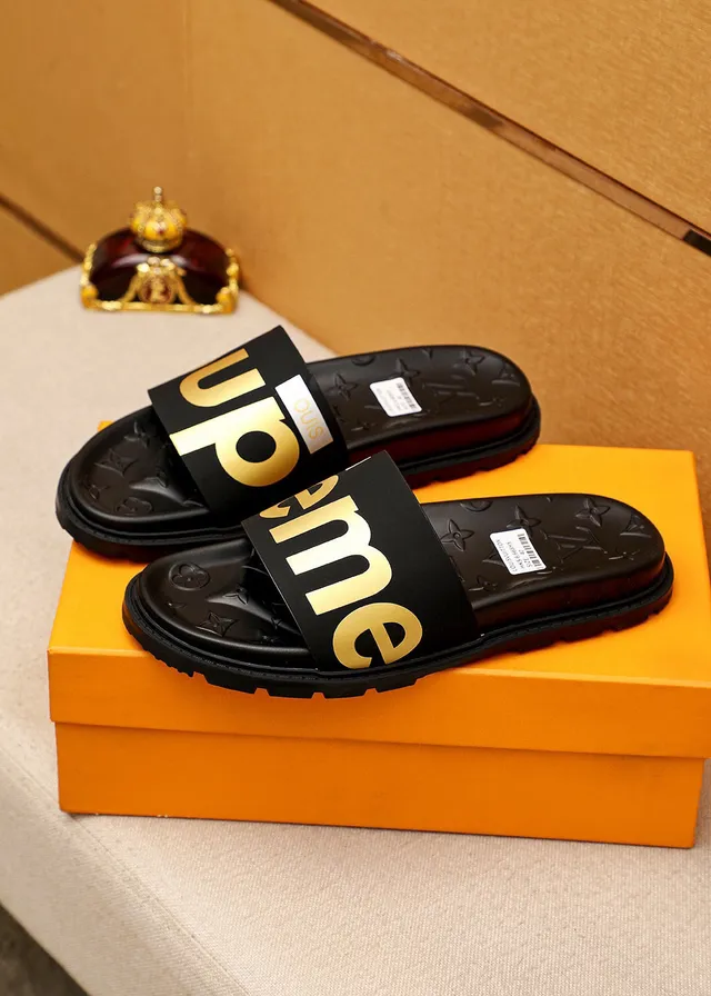 Supreme Slide Noir Or Caoutchouc Logo Strap Slippers 3