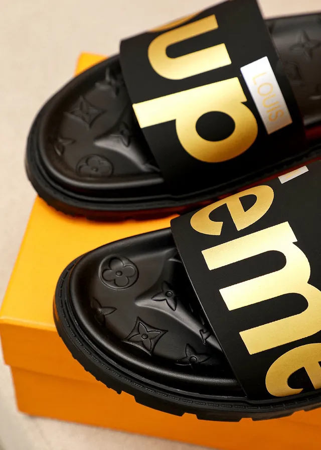Supreme Slide Noir Or Caoutchouc Logo Strap Slippers 6