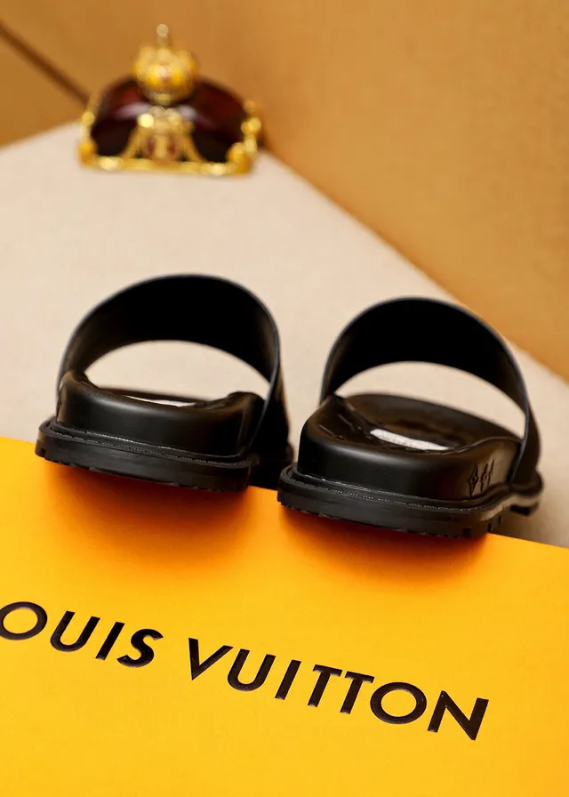 Supreme Slide Noir Or Caoutchouc Logo Strap Slippers 8