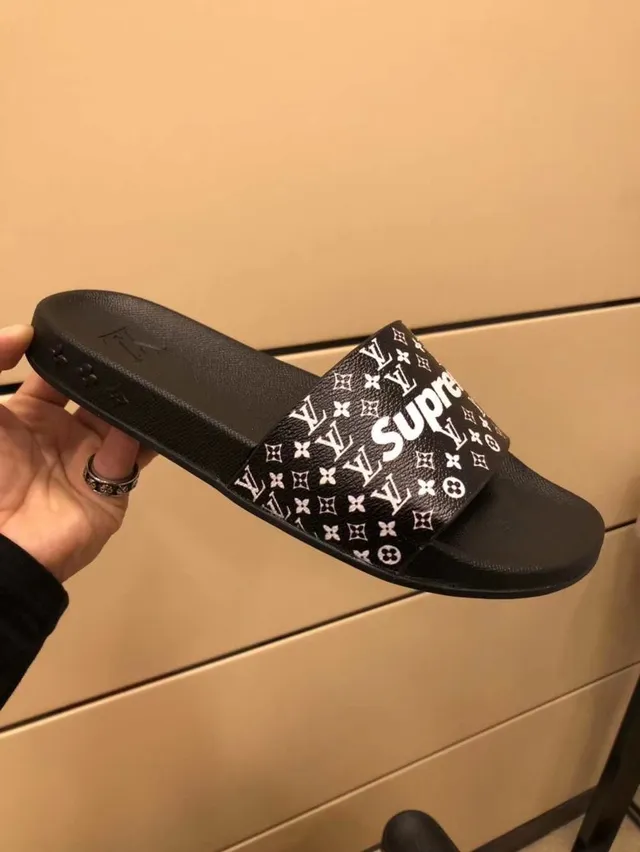 Supreme Slipper Black White Slide-Style Monogram-Print Strap Slippers 2