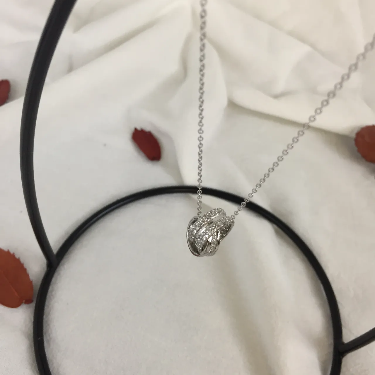 Swarovski Interlocking Triple Ring Crystal Pendant Necklace 6