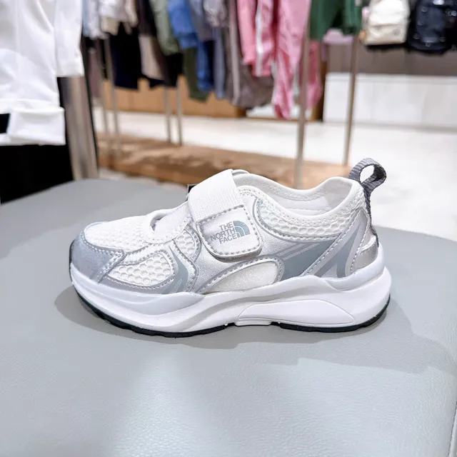 The North Face Sneakers Chunky Noires et Argentées pour Enfants 6