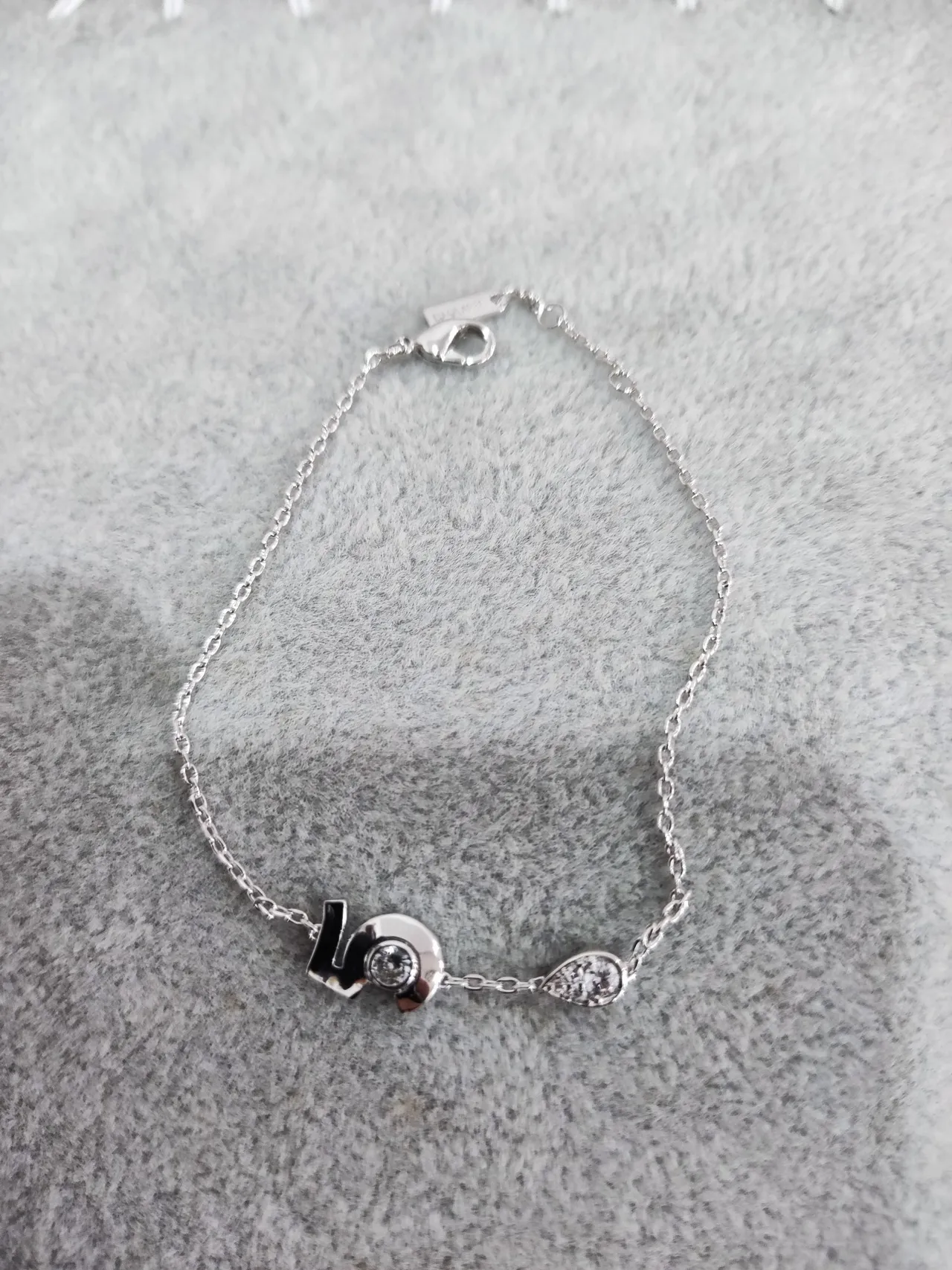 Tiffany & Co. T Collection हीरा ज्यामितीय आकर्षण गुलाबी सोना कंगन 6
