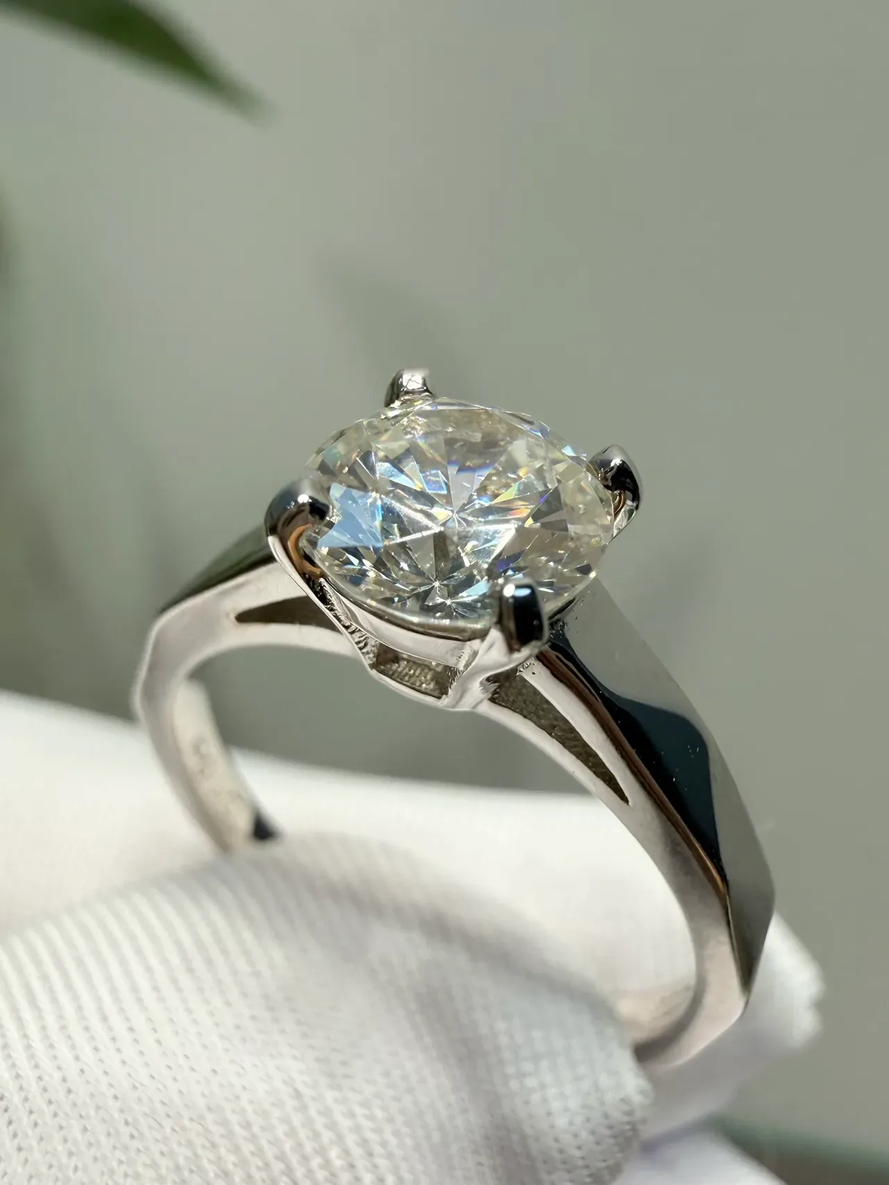 Tiffany & Co. Tiffany Setting राउंड ब्रिलियंट सोलिटेयर रिंग 7