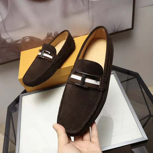 Tod's Gommino Loafer 棕白麂皮鞋面 T-Bar 金属扣 乐福鞋 5