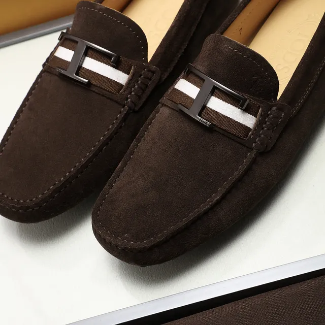 Tod's Gommino Loafer 棕白麂皮鞋面 T-Bar 金属扣 乐福鞋 7