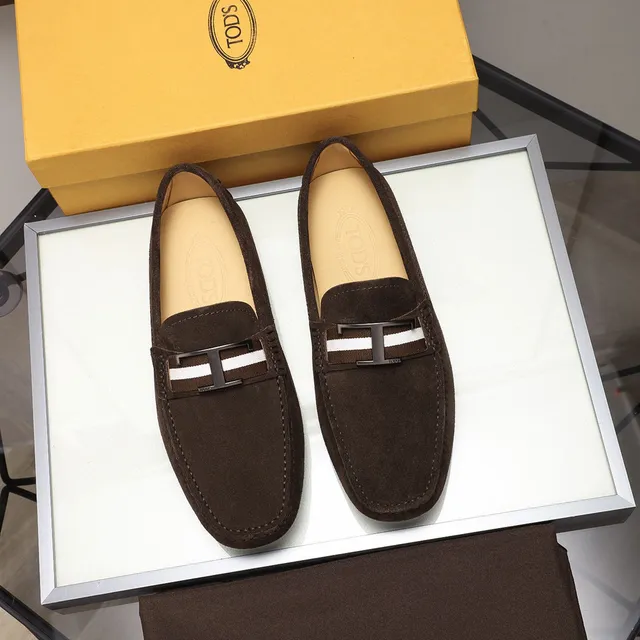 Tod's Gommino Loafer 棕白麂皮鞋面 T-Bar 金属扣 乐福鞋 8