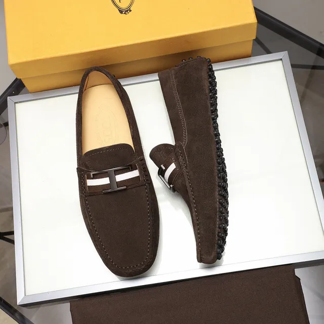 Tod's Gommino Loafer 棕白麂皮鞋面 T-Bar 金属扣 乐福鞋 9