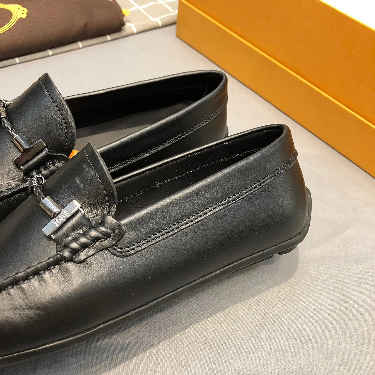 Tod's Horsebit Loafer Black Leather Loafers 6