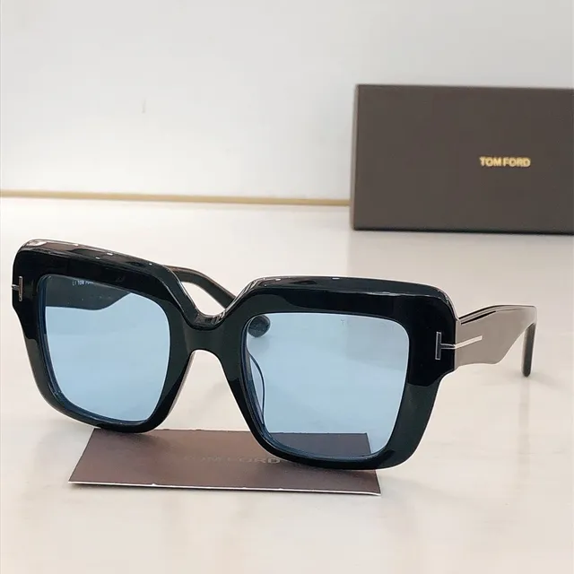 Tom Ford Óculos de Sol Quadrados Oversized de Tartaruga Âmbar 4