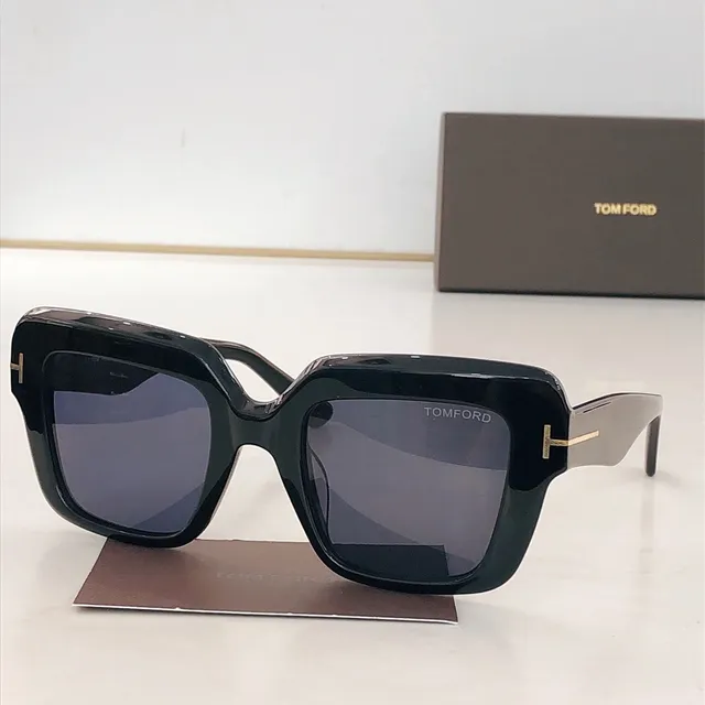 Tom Ford Óculos de Sol Quadrados Oversized de Tartaruga Âmbar 6