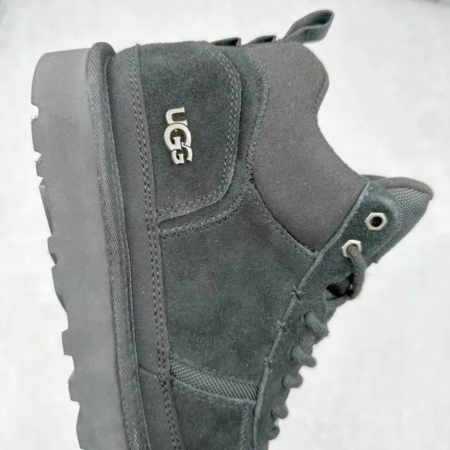 UGG 黑色 高帮 麂皮和网面 鞋面 雪靴 6