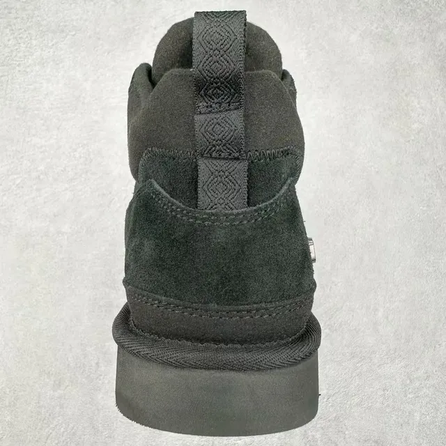 UGG 黑色 高帮 麂皮和网面 鞋面 雪靴 8