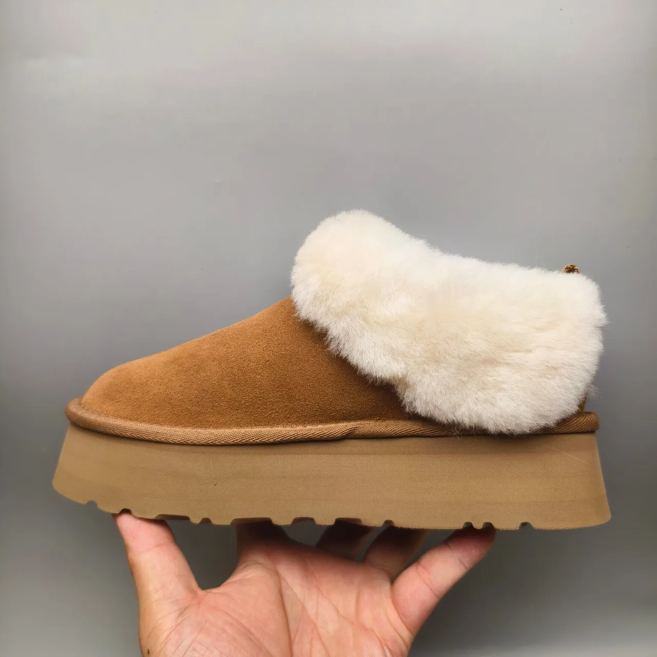 UGG Marrom Bege Forro de Shearling Camurça Superior Sapatos Casuais 7