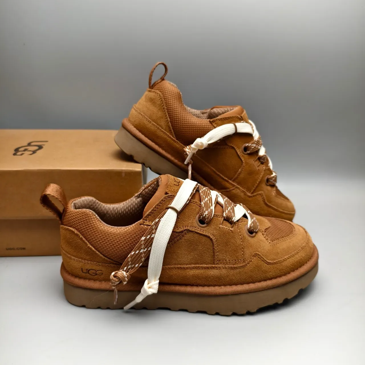 UGG Marrom Bege Camurça Superior Sistema Duplo Cadarço Tênis Lifestyle 6