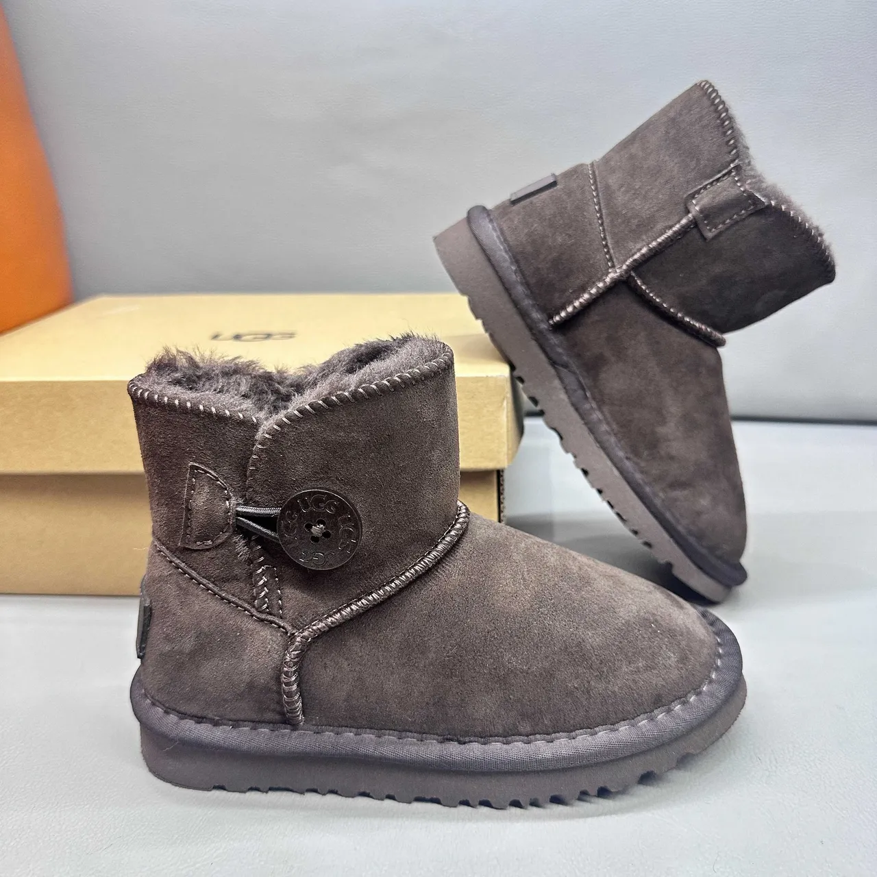UGG Classic Mini Chestnut Snow Boots 15