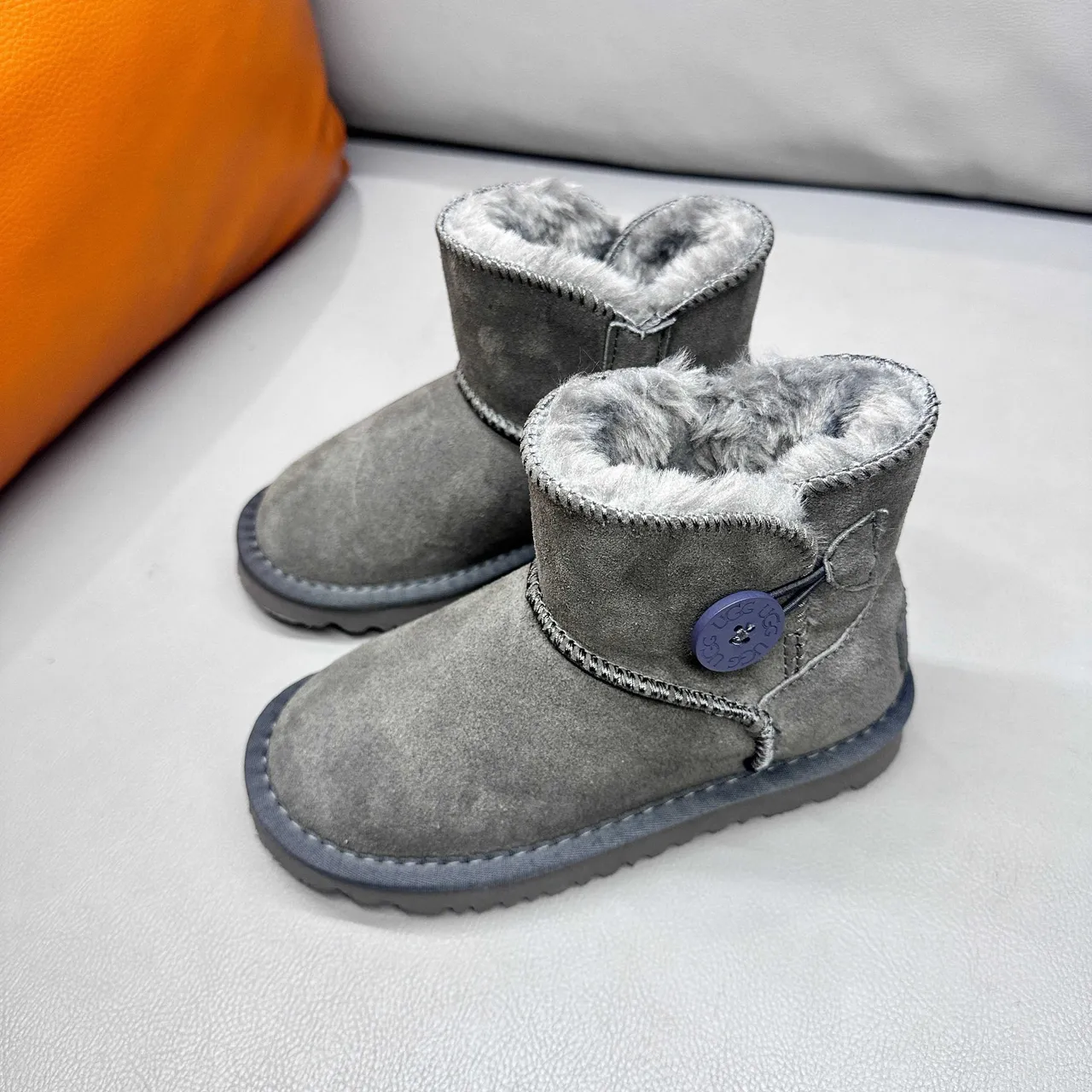 UGG Classic Mini Chestnut Snow Boots 22