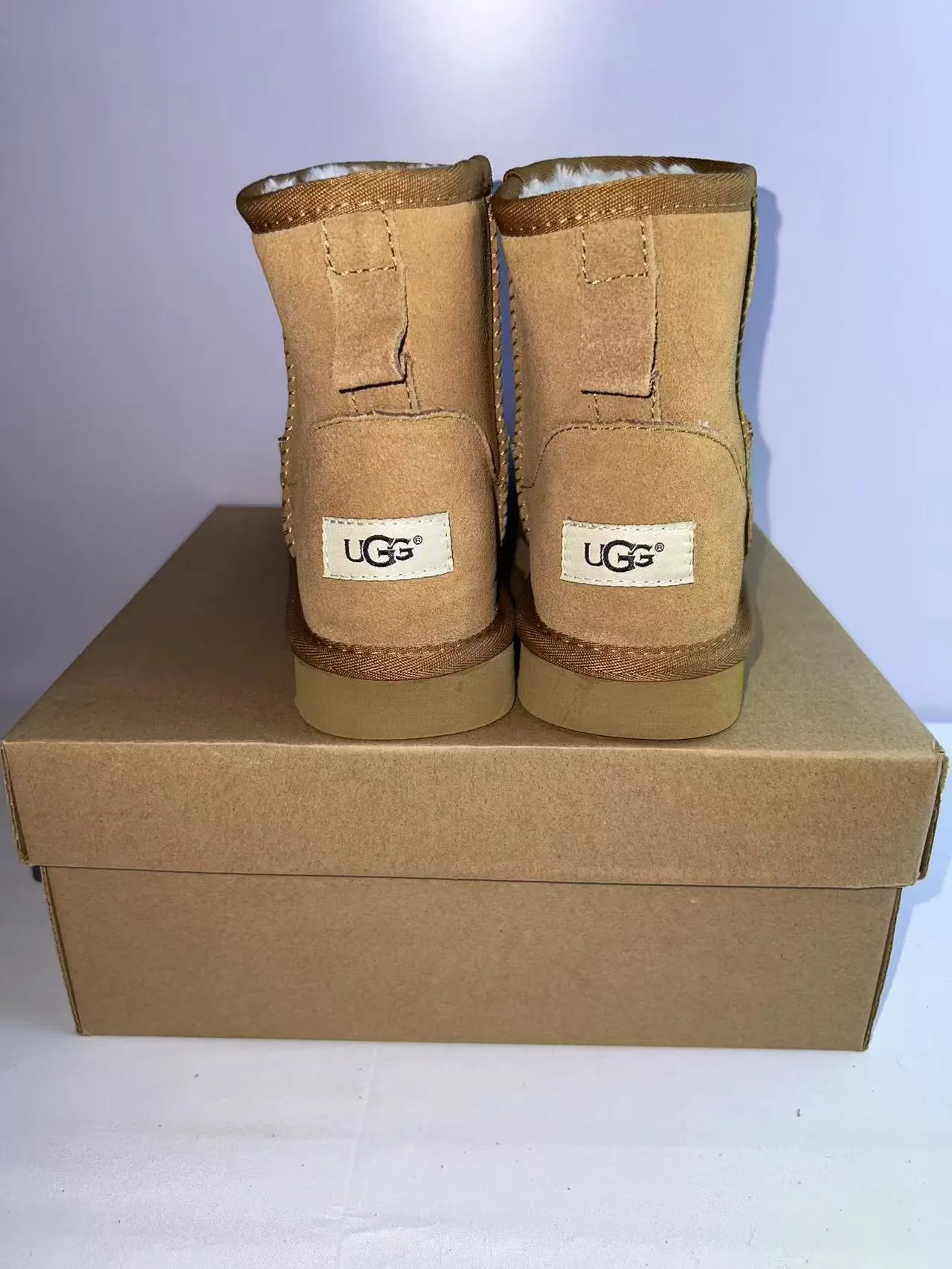 UGG Classic Mini Tan 麂皮雪靴 5
