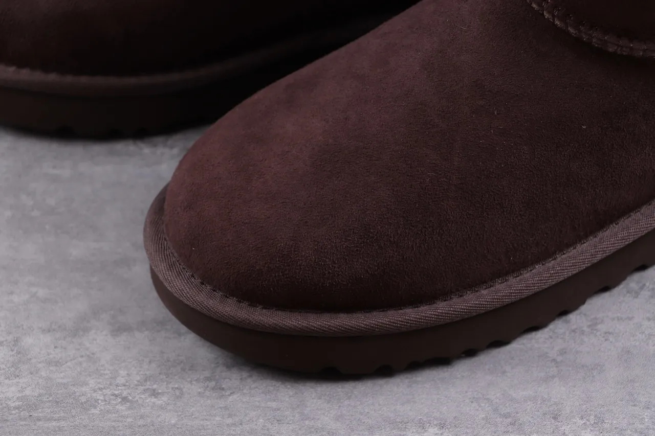 UGG Classic Tall Botas de Rodilla de Ante Marrón Forradas con Cordero 4