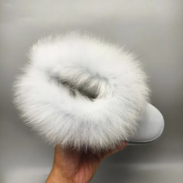 UGG 灰米色羊毛圈边厚底雪靴 3