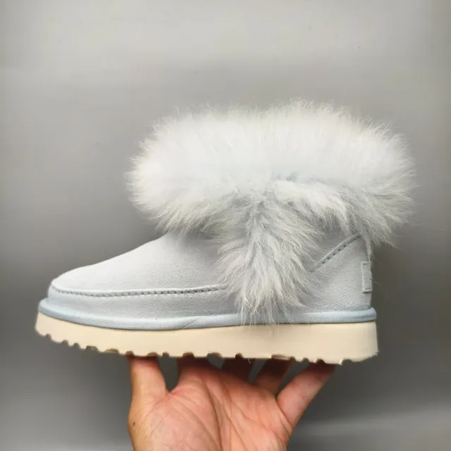UGG 灰米色羊毛圈边厚底雪靴 7