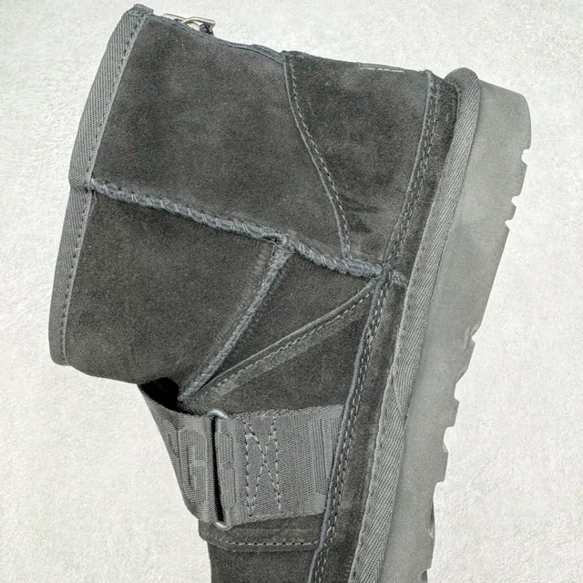 UGG Harness Strap Bottes de neige noires 8