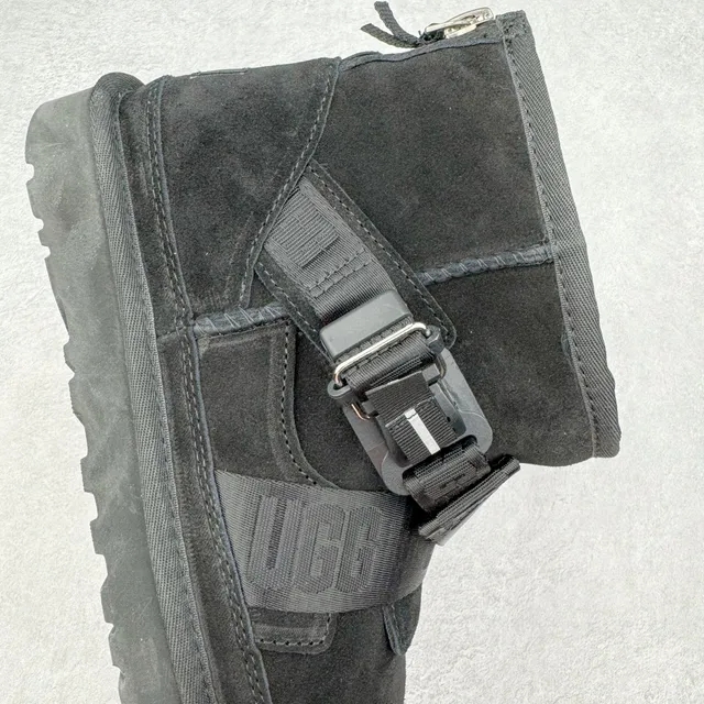UGG Harness Strap Bottes de neige noires 11