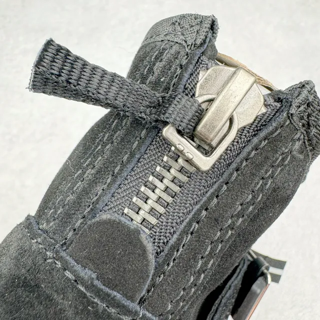 UGG Harness Strap Bottes de neige noires 15