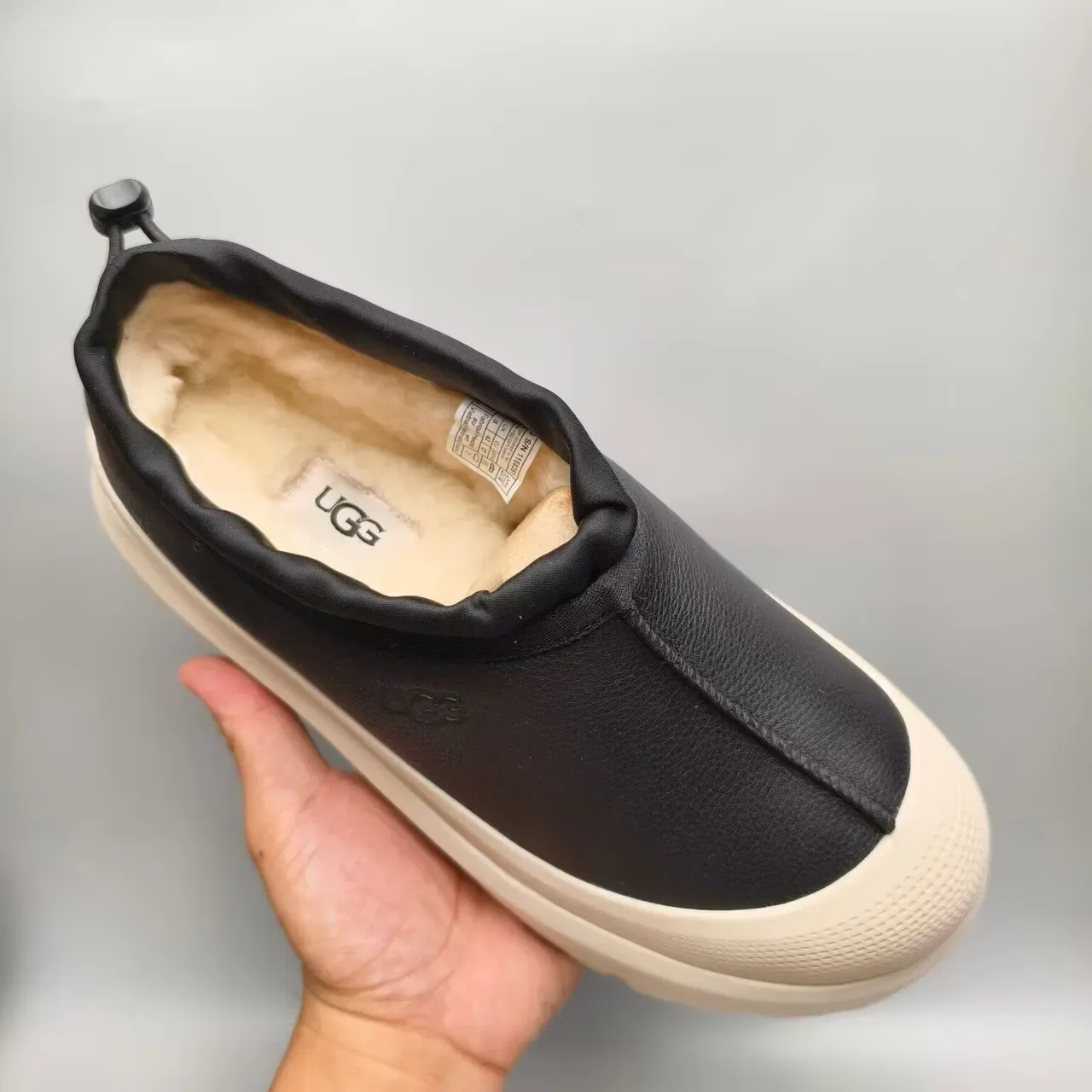UGG Tasman Bottes de Neige Noir Beige Plateforme Slip-On 4