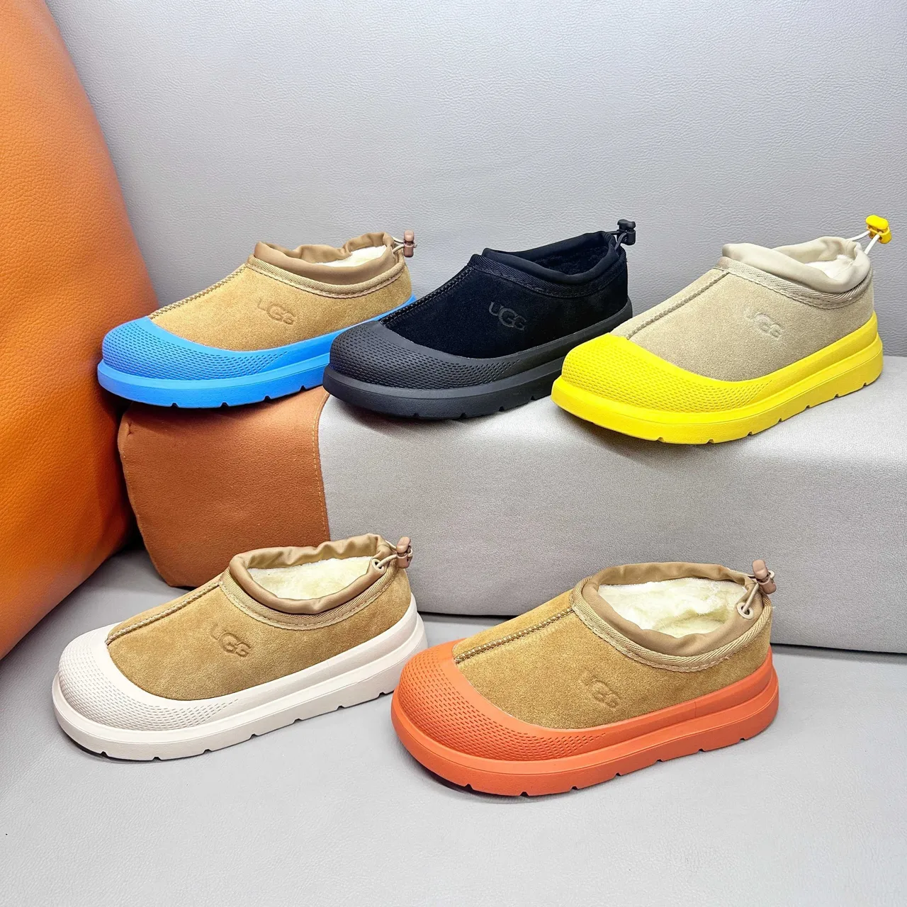 UGG Tasman 黑色一脚蹬平台雪靴 8