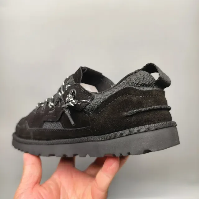 UGG Tasman Tênis Lifestyle de Camurça Preto 4